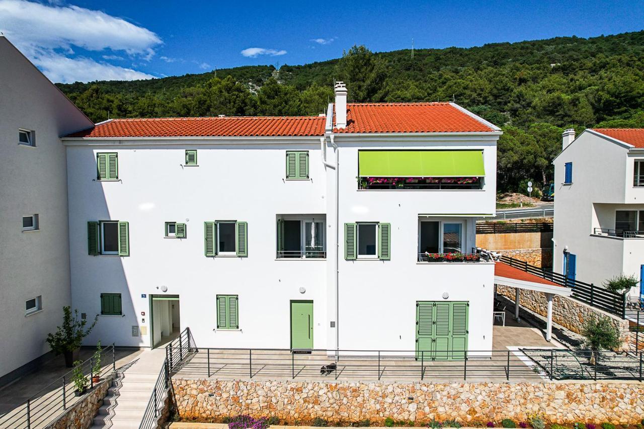 Apartment Perlitto Cres Bagian luar foto